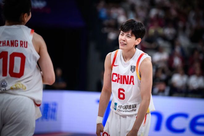中国女篮输球主因：三分6-16外线狂输30分 宫鲁鸣大练三分成空谈_中国女篮输球主因：三分6-16外线狂输30分 宫鲁鸣大练三分成空谈_