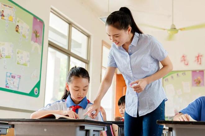 做一个不被学生“烦”的班主任