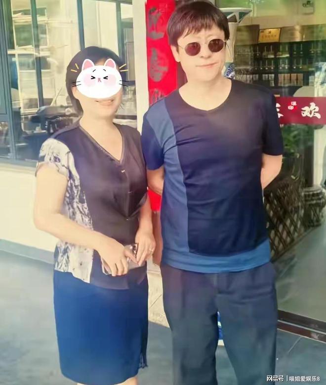_走路戴墨镜奇怪吗_走路戴墨镜有必要吗