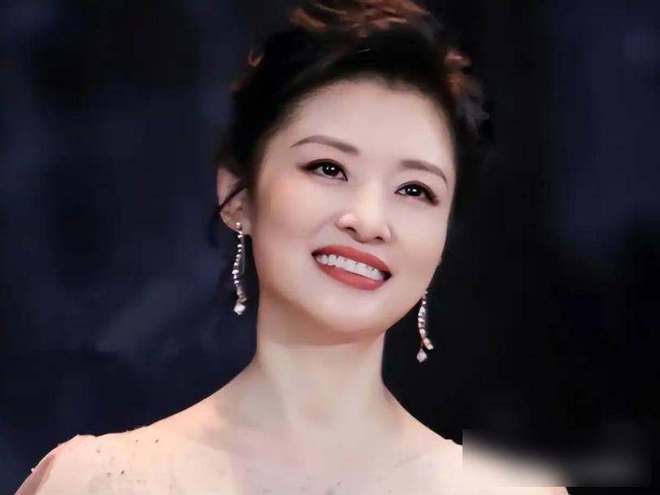 _嫁给初恋的四位女星_那些嫁给初恋的人后来怎么样了