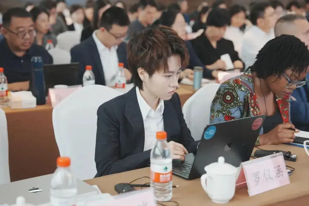 十年前没人敢选的专业，居然翻红了__十年前没人敢选的专业，居然翻红了