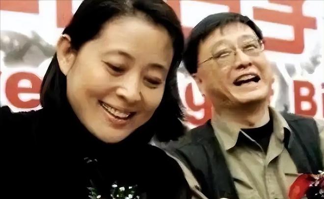 _倪萍和孩子_倪萍孩子的父亲