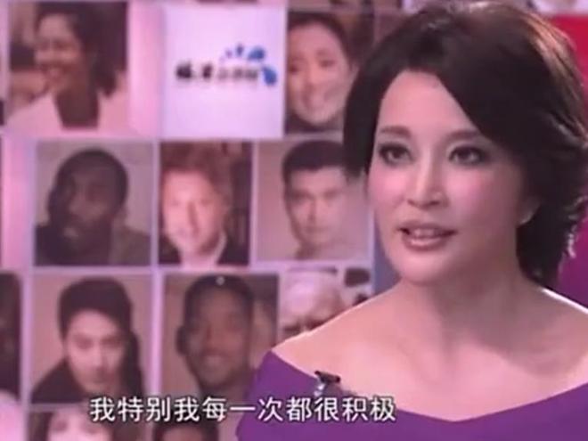 74岁刘晓庆否认偷漏税，被传百亿身家背后是无儿无女，养老钱被偷_74岁刘晓庆否认偷漏税，被传百亿身家背后是无儿无女，养老钱被偷_