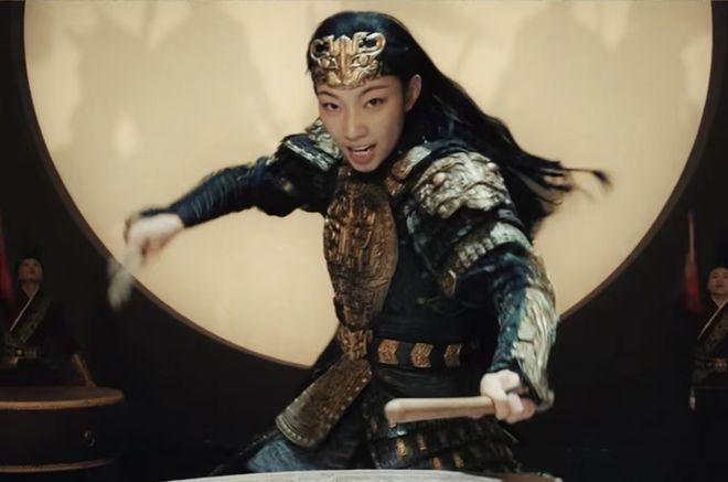 宋茜在国外社交网站为南海发声_让子弹飞影评_