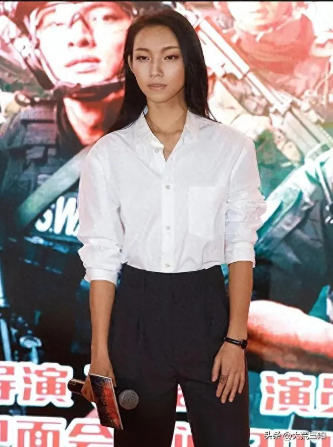 高考公平岂容践踏？女星神操作背后，究竟是谁在为特权开绿灯_高考公平岂容践踏？女星神操作背后，究竟是谁在为特权开绿灯_