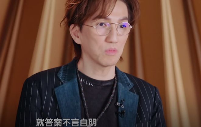 《歌手2025》终于不再体面，硬捧单依纯翻车，Gai唱再好也赢不了