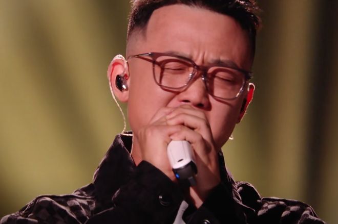 《歌手2025》终于不再体面，硬捧单依纯翻车，Gai唱再好也赢不了_《歌手2025》终于不再体面，硬捧单依纯翻车，Gai唱再好也赢不了_