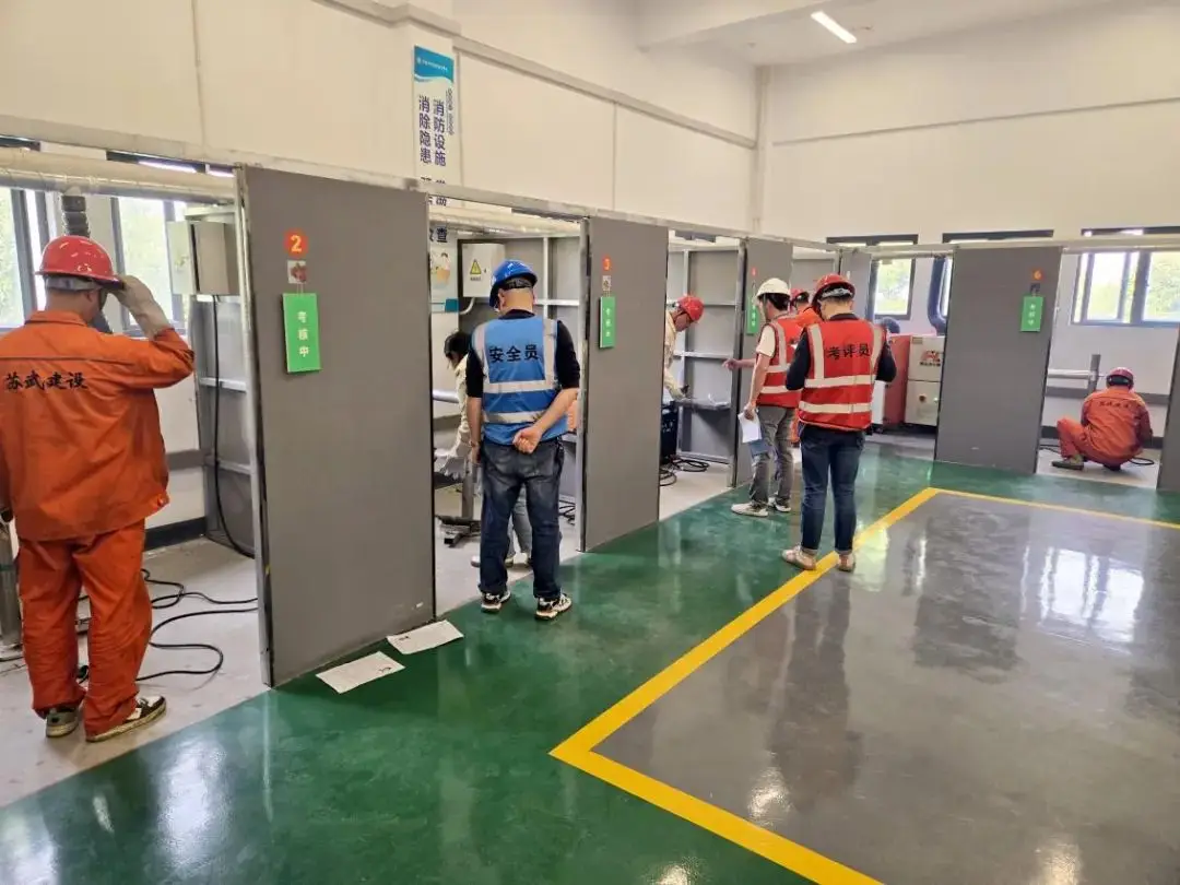 职工书屋助推全民阅读_2018职教周陈晓明_