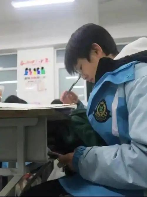 _班主任强制住宿_住宿班主任职责