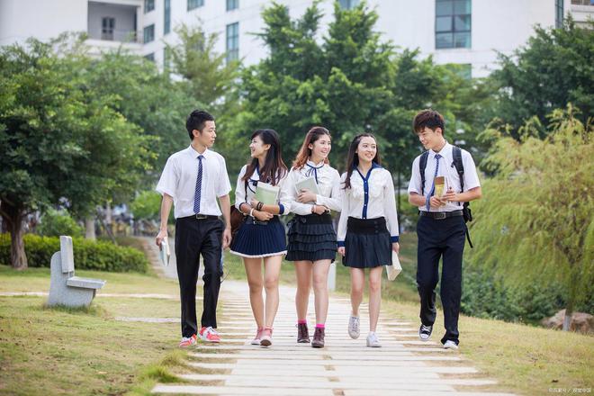 填报志愿优先选学校还是专业__高考志愿专业优先怎么报