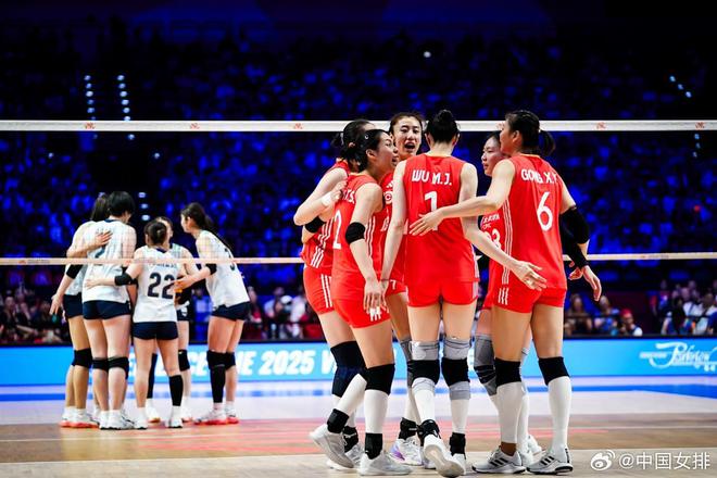 世界女排联赛-中国女排3-1日本 收获香港站三连胜