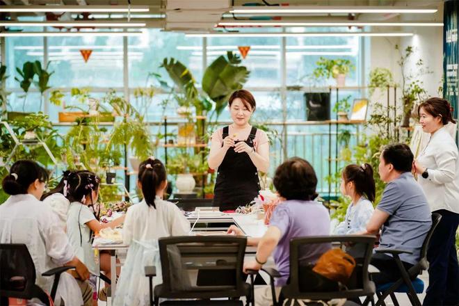 这家30年老商城，改造归来！_这家30年老商城，改造归来！_