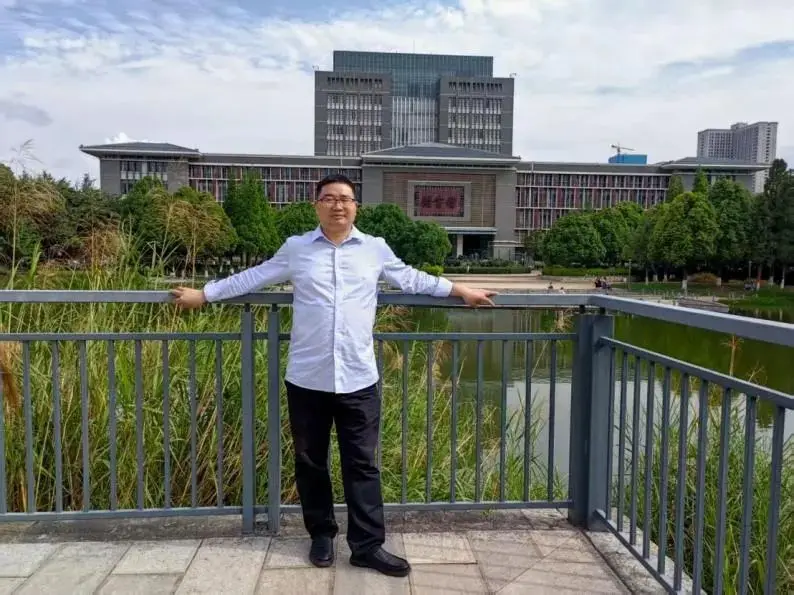 _寻访皖美青年｜王珍：“三阶四维”育新人_寻访皖美青年｜王珍：“三阶四维”育新人