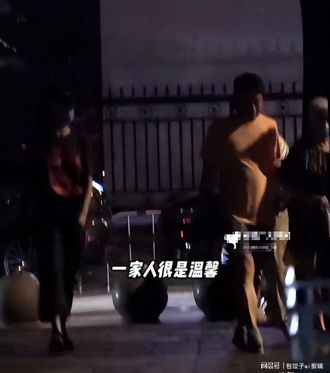 45岁殷桃带妈妈吃火锅，素人男友罕露面，矮又胖小心翼翼搀扶老人_45岁殷桃带妈妈吃火锅，素人男友罕露面，矮又胖小心翼翼搀扶老人_