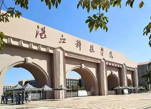 民办本科招生困难__民办本科院校招生