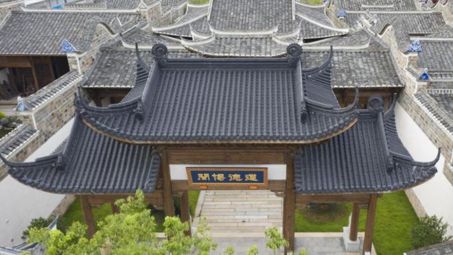 走进修仙123读__走进荆州古城