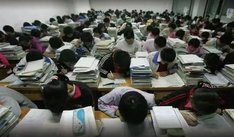 后高考经济升温_高考结束概念股_