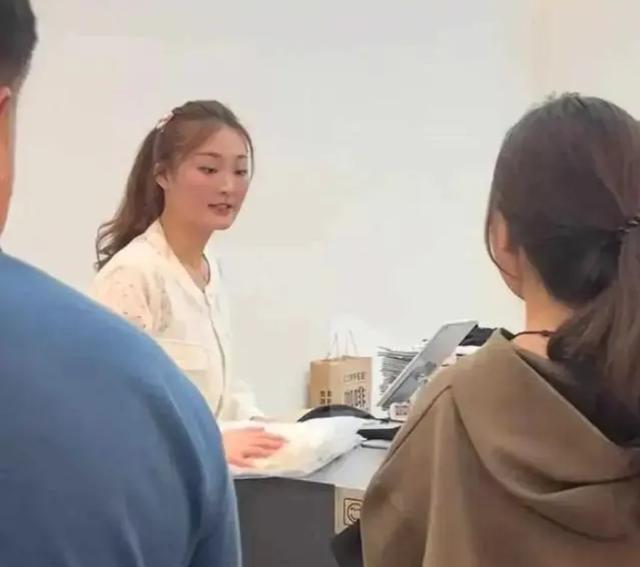 离婚相亲被嫌弃__相亲相到离婚男