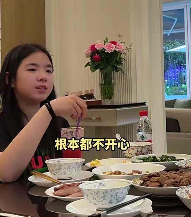 _黄奕自曝女儿“不读书”，12岁想去韩国当练习生，颜值不够是硬伤_黄奕自曝女儿“不读书”，12岁想去韩国当练习生，颜值不够是硬伤