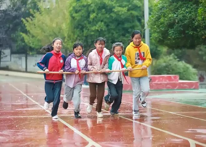 2021上海全市招生的小学_上海小学招老师要求高吗_