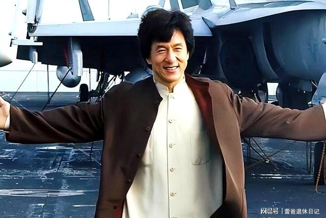李连杰手术遭嘲讽，跨国身份惹争议，自己老父亲身份能否翻盘？__李连杰手术遭嘲讽，跨国身份惹争议，自己老父亲身份能否翻盘？