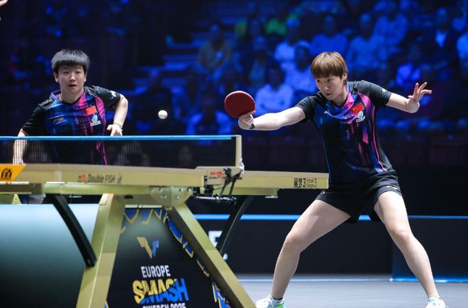 国乒独苗晋级决赛！孙颖莎/王曼昱3-0横扫韩国组合，宣战日本王牌__国乒独苗晋级决赛！孙颖莎/王曼昱3-0横扫韩国组合，宣战日本王牌