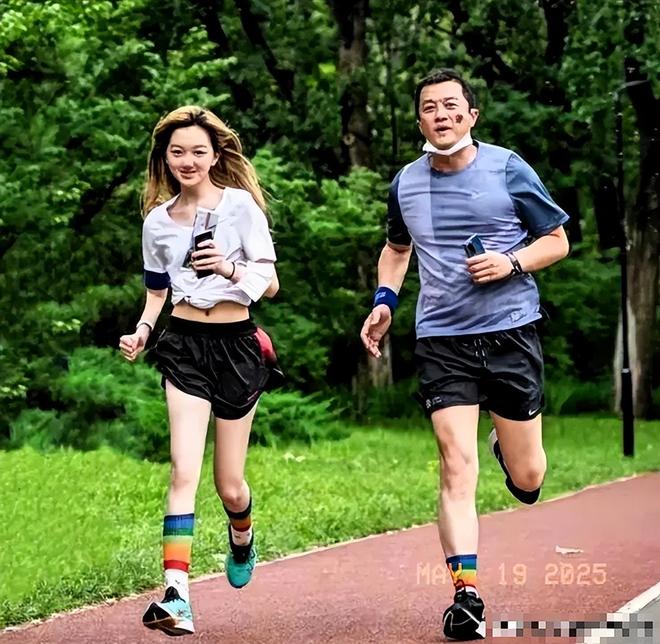 王菲李亚鹏接受采访_王菲李亚鹏的故事_