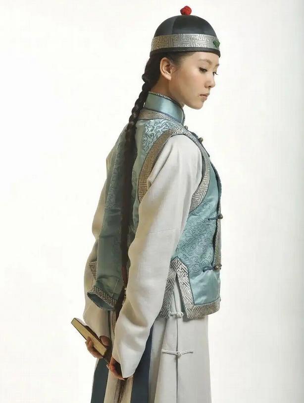 离婚传闻甚嚣尘上，“一言不发”的刘诗诗，终不再顾忌所谓的体面__离婚传闻甚嚣尘上，“一言不发”的刘诗诗，终不再顾忌所谓的体面