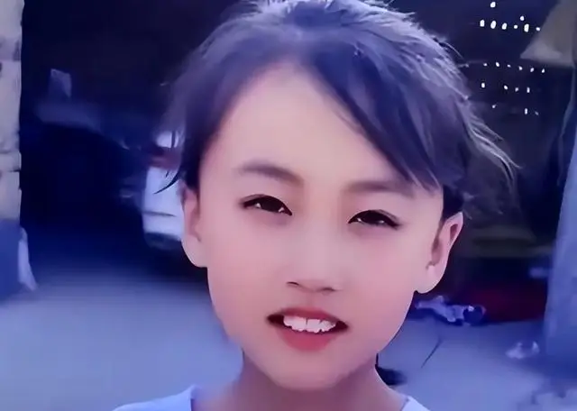 没能耐就别装！宁夏那个一笑成名拒绝百万签约的女孩，如今成这样_没能耐就别装！宁夏那个一笑成名拒绝百万签约的女孩，如今成这样_