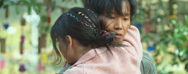 _“520”上映爱情片，3天票房仅260万，配角丁真被当做主角炒_“520”上映爱情片，3天票房仅260万，配角丁真被当做主角炒