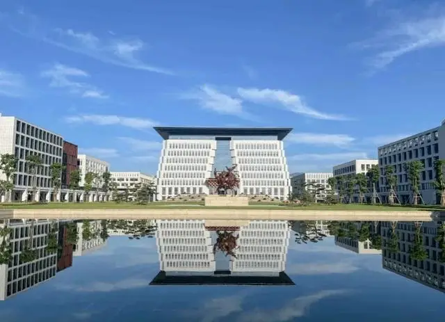 大学四代会是什么__第四代上学