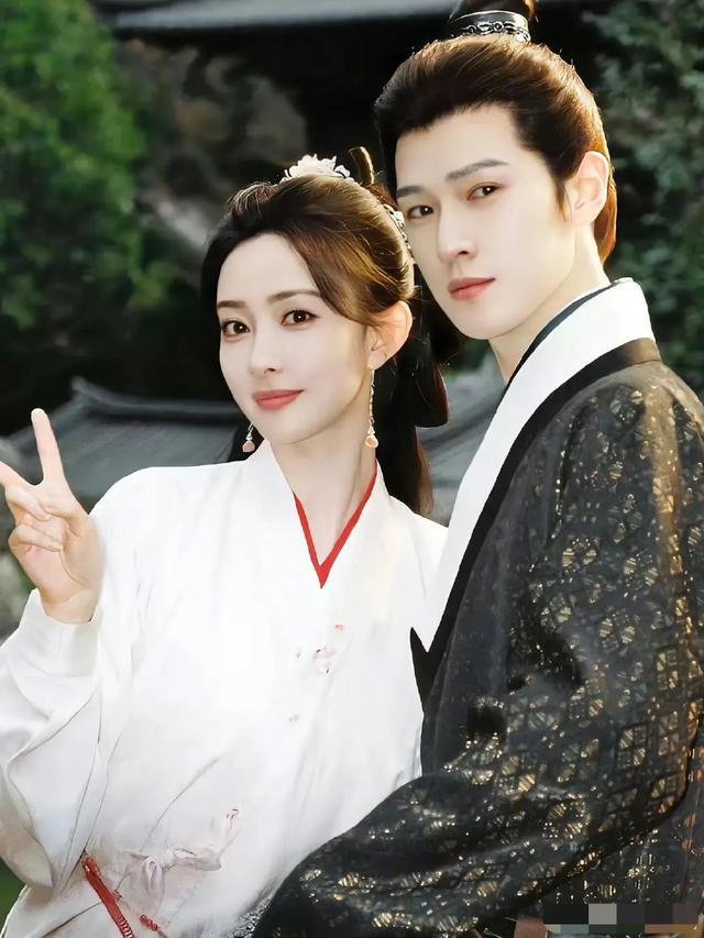 孟子义李昀锐三搭，这和官宣有啥区别？参考唐嫣罗晋！粉丝天塌了