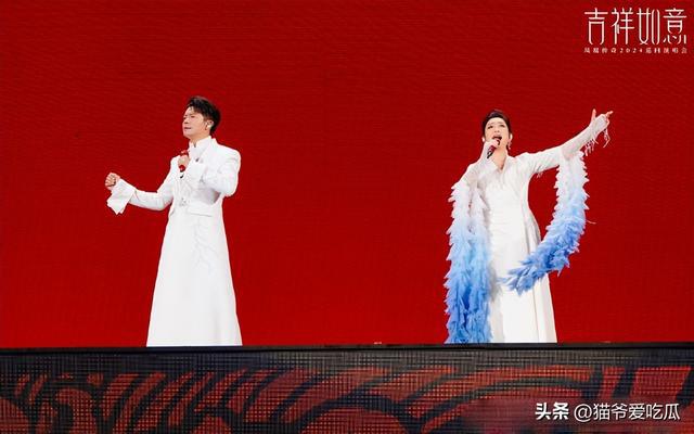 凤凰网广告卖手表可信吗__凤凰传奇演唱的蒙古人