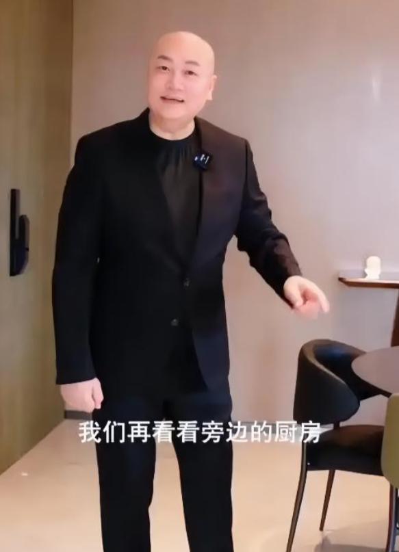 _唐僧打碎了什么_唐僧拿枪
