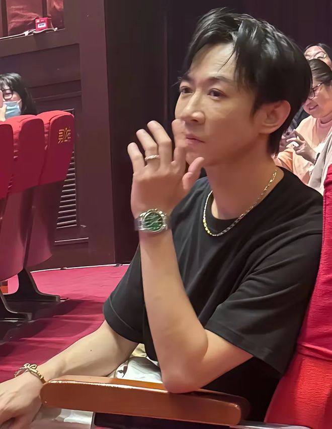董璇真郁闷！本以为二婚会赢得大家祝福，结果遭到全网劝退！_董璇真郁闷！本以为二婚会赢得大家祝福，结果遭到全网劝退！_