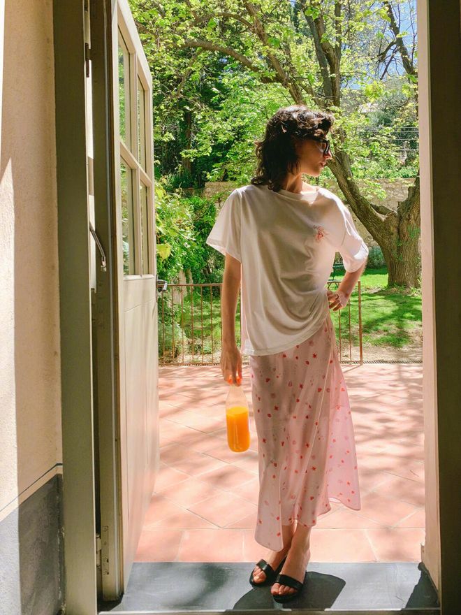 夹抱翻箱机__换季服装清仓大处理录音制作鞋