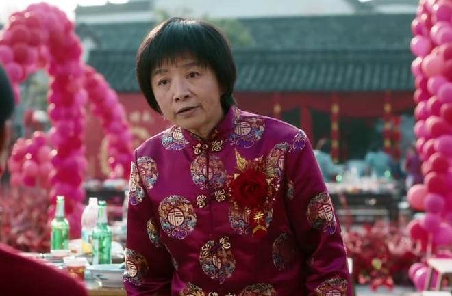 _《生万物》“丑娘”迟蓬，用高超演技，打了多少内娱明星的医美脸_《生万物》“丑娘”迟蓬，用高超演技，打了多少内娱明星的医美脸