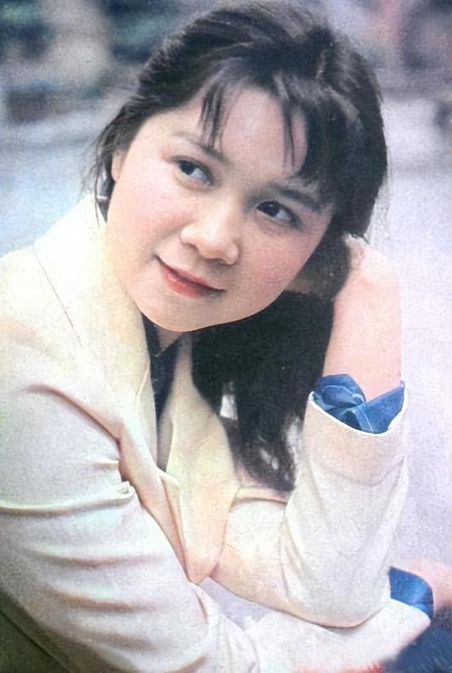 《生万物》“丑娘”迟蓬，用高超演技，打了多少内娱明星的医美脸_《生万物》“丑娘”迟蓬，用高超演技，打了多少内娱明星的医美脸_