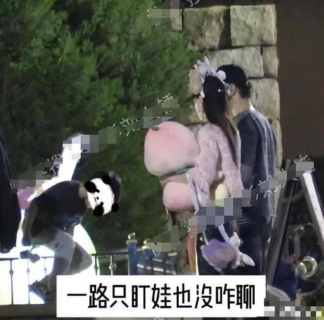 黄晓明凌晨为小海绵庆生__黄晓明上海