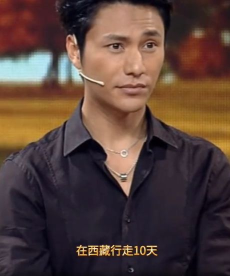 赵露思成节目组的“背锅侠”了？理想多美好，就有多残酷_赵露思成节目组的“背锅侠”了？理想多美好，就有多残酷_