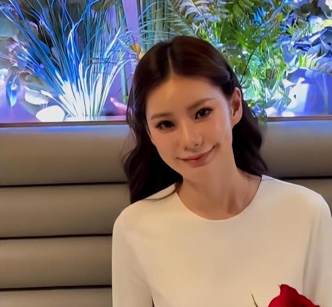 _汪小菲的父亲汪则涵_汪小菲晒女儿甜笑照