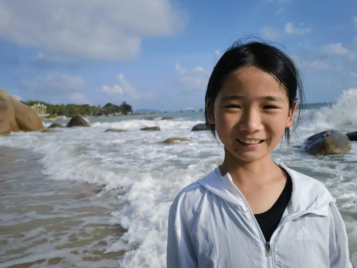 绵阳12岁女生中考810分 对话本人：同学叫我“小娃儿”，身边高手很多，我一直在追赶
