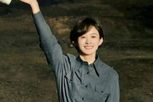 赵丽颖唐嫣杨幂刘诗诗_赵丽颖刘诗诗杨幂一起演的古装_