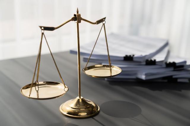 起诉在监狱里的人什么时候还钱__犯人起诉监狱
