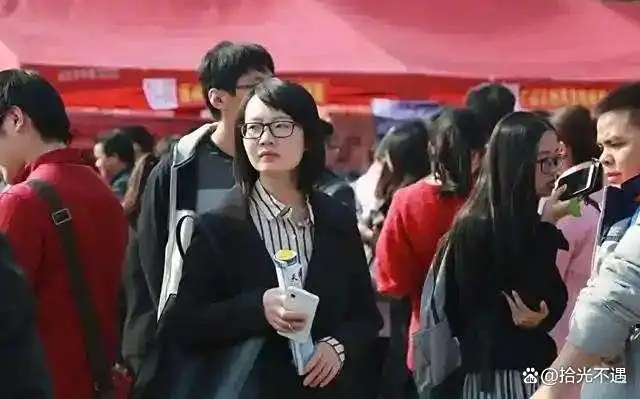 公务员流转方式__公务员分流可以不服从安排吗