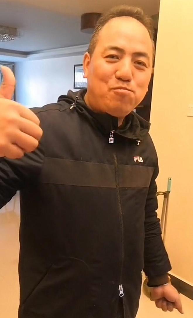 河道涨水致多人被困，高校保卫科长、中学校长救人遇难还有一名营救者失联 官方回应__河道涨水致多人被困，高校保卫科长、中学校长救人遇难还有一名营救者失联 官方回应
