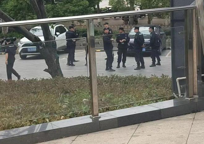 家属回应的哥猝死仍被贴罚单__武汉猿辅导怎么样工作怎么样