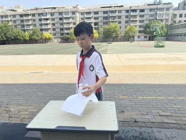 小学举办英语口语活动__圆满科技有限公司