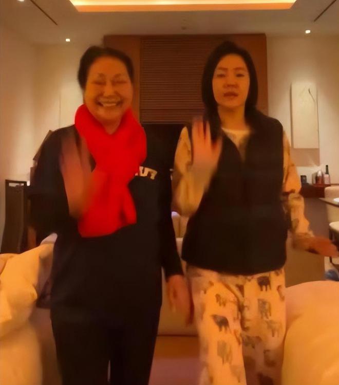 _汪小菲妈给王思聪道歉_葛铮经纪人