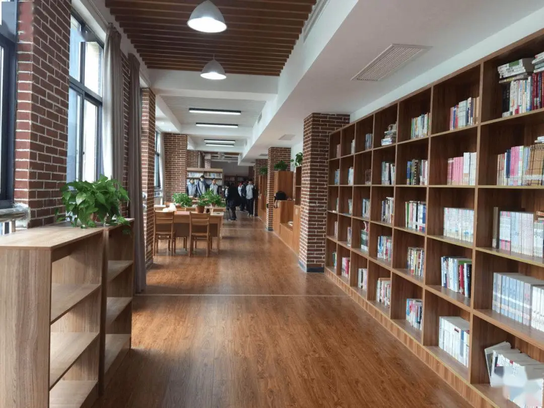 _桥头学校招生办电话_桥头学校初中部